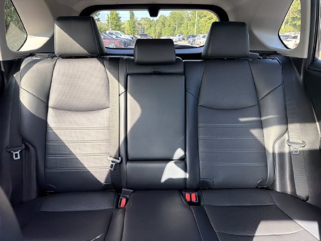 Used 2019 Toyota RAV4 Limited w/ Cold Weather Package AWD/4WD image 29