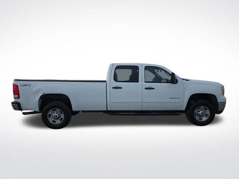 Used 2014 GMC Sierra 3500 SLE image 2
