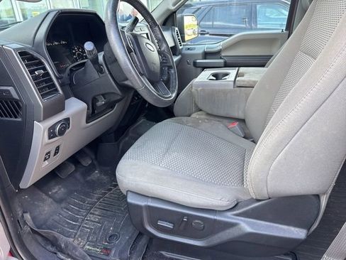 Used 2019 Ford F150 XLT w/ Equipment Group 302A Luxury AWD/4WD image 9