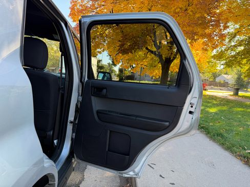 Used 2012 Ford Escape XLT image 20