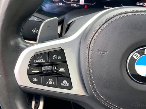 Used 2022 BMW X6 M50i w/ Executive Package image 24