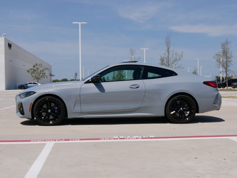 Used 2022 BMW 430i Coupe w/ M Sport Package RWD image 6