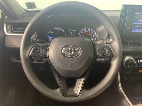 Used 2022 Toyota RAV4 XLE image 14