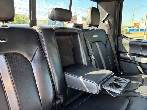 Used 2018 Ford F150 Platinum w/ Equipment Group 701A Luxury AWD/4WD image 32