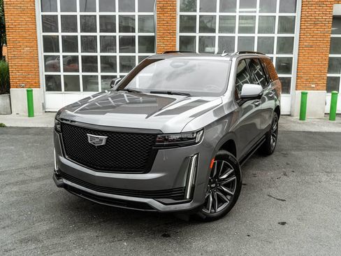 Used 2022 Cadillac Escalade Sport w/ Touring Package AWD/4WD image 2
