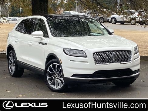 Used 2022 Lincoln Nautilus Reserve image 1