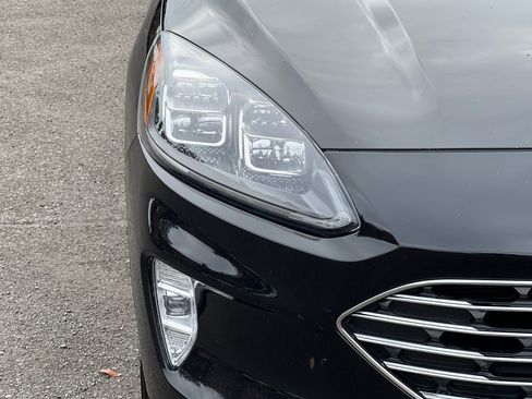 Used 2022 Ford Escape Titanium w/ Titanium Elite Package image 50