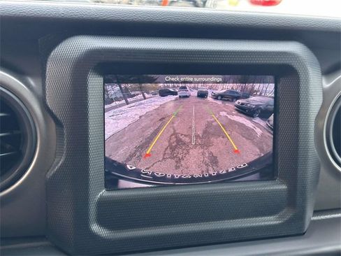 Certified 2023 Jeep Wrangler Willys image 37