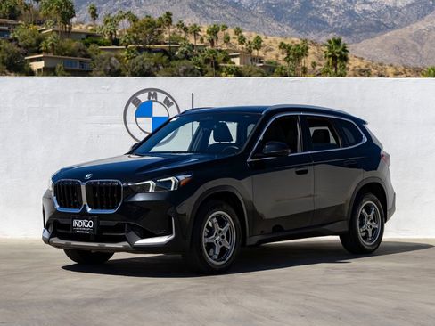 Used 2023 BMW X1 xDrive28i image 1
