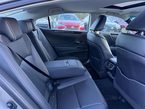 Used 2021 Lexus ES 350 w/ Premium Package image 13