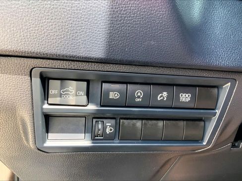 Used 2026 Toyota Tundra SR image 32