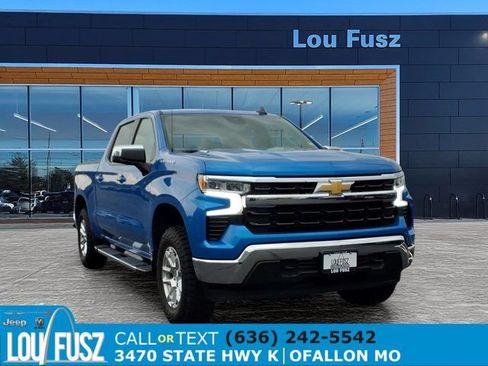 Used 2025 Chevrolet Silverado 1500 LT AWD/4WD image 1