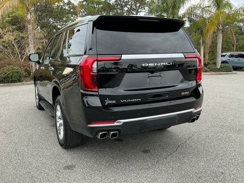 Used 2025 GMC Yukon Denali image 3