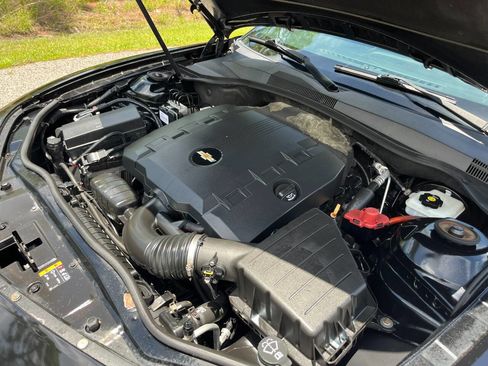 Used 2011 Chevrolet Camaro LT RWD image 25