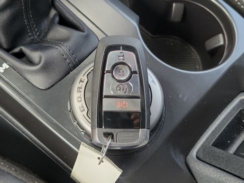 Used 2025 Ford Bronco Badlands AWD/4WD image 29