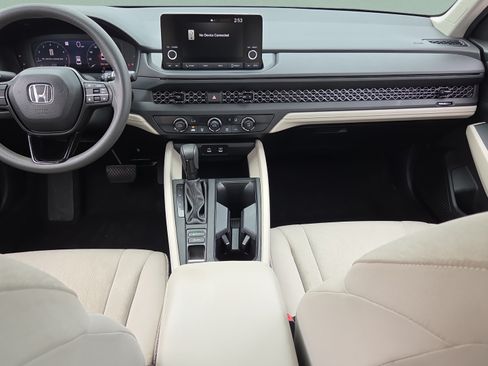 Used 2024 Honda Accord LX image 11