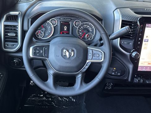 New 2026 RAM 2500 Big Horn AWD/4WD image 13