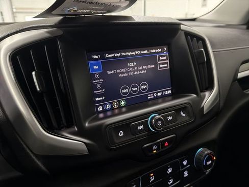Used 2023 GMC Terrain SLE image 22