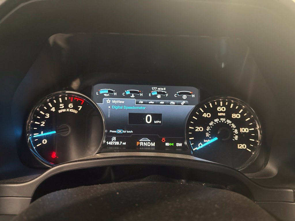 Used 2018 Ford F150 Platinum w/ Equipment Group 701A Luxury AWD/4WD image 13