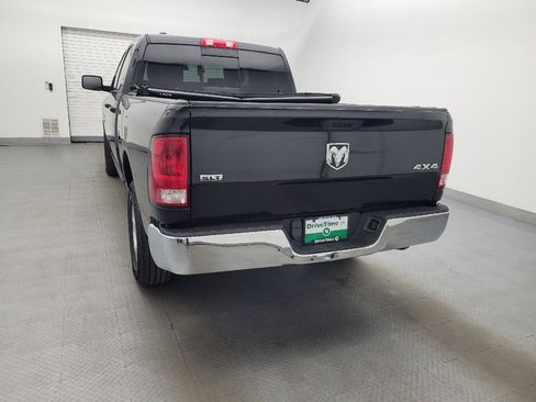 Used 2019 RAM 1500 Classic SLT image 6