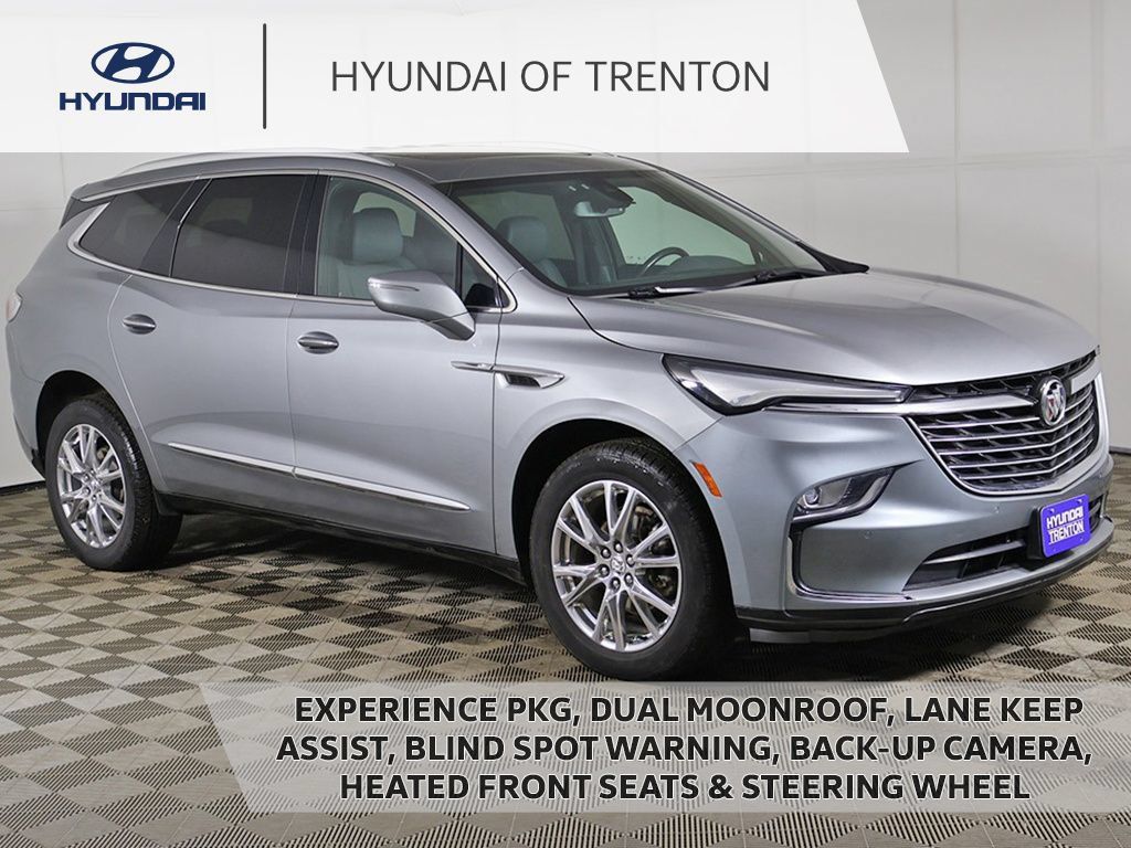 Used 2023 Buick Enclave Essence w/ Experience Buick Package AWD/4WD image 1