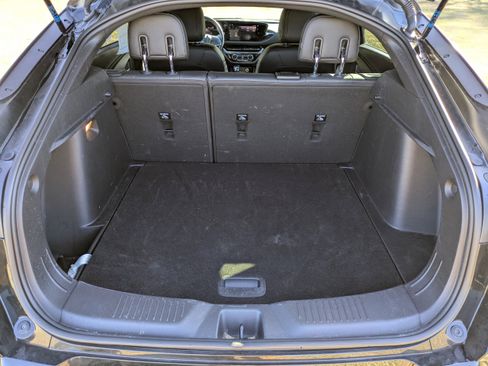 Used 2025 Buick Envista Sport Touring image 13