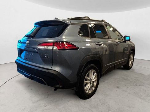 Used 2023 Toyota Corolla Cross LE image 5