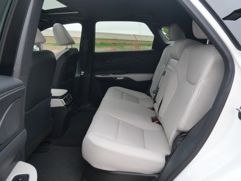 Certified 2024 Lexus RX 350 Premium Plus image 11