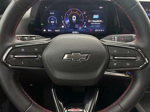 Used 2025 Chevrolet Equinox RS w/ Safety and Technology Package image 23