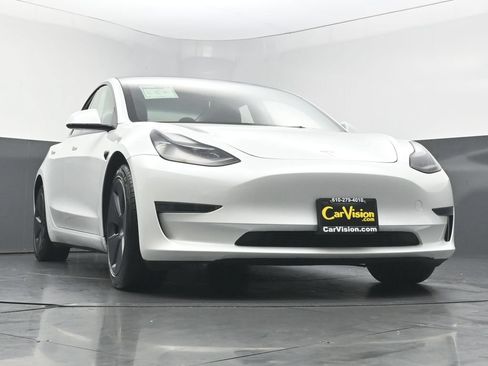Used 2023 Tesla Model 3 Standard Range RWD image 49