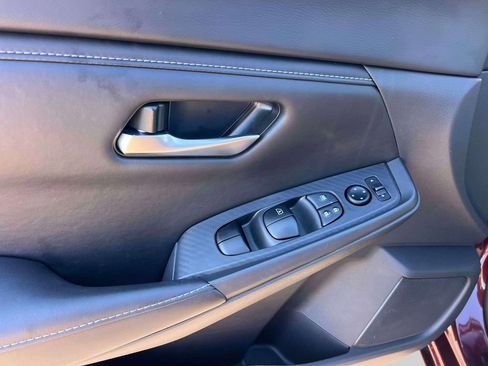 Certified 2025 Nissan Sentra SV image 16