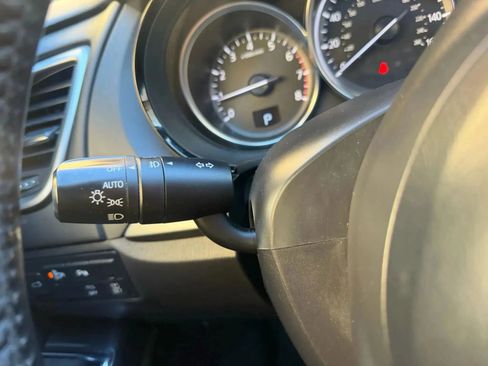 Used 2017 MAZDA CX-9 Touring image 16