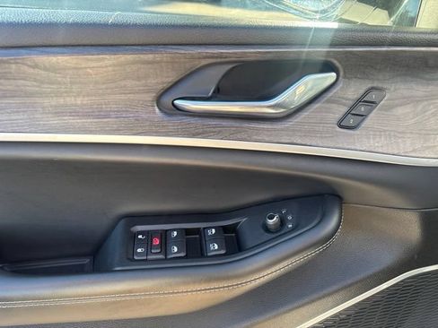 Used 2024 Jeep Grand Cherokee Limited 4xe AWD/4WD image 16