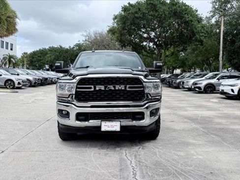 Used 2024 RAM 2500 Big Horn AWD/4WD image 12