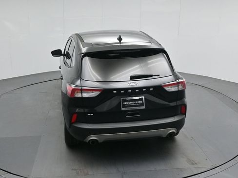 Certified 2022 Ford Escape SE image 39
