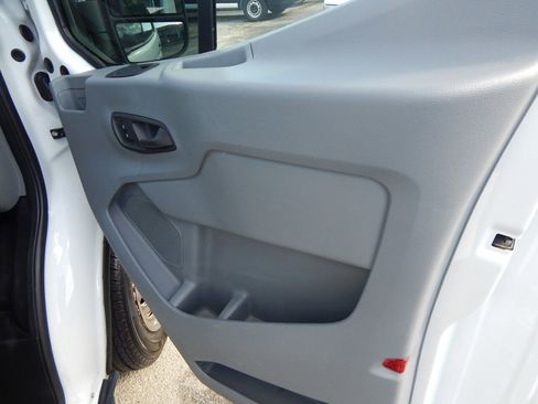 Used 2019 Ford Transit 350 138 DRW w/ Exterior Upgrade Package image 23