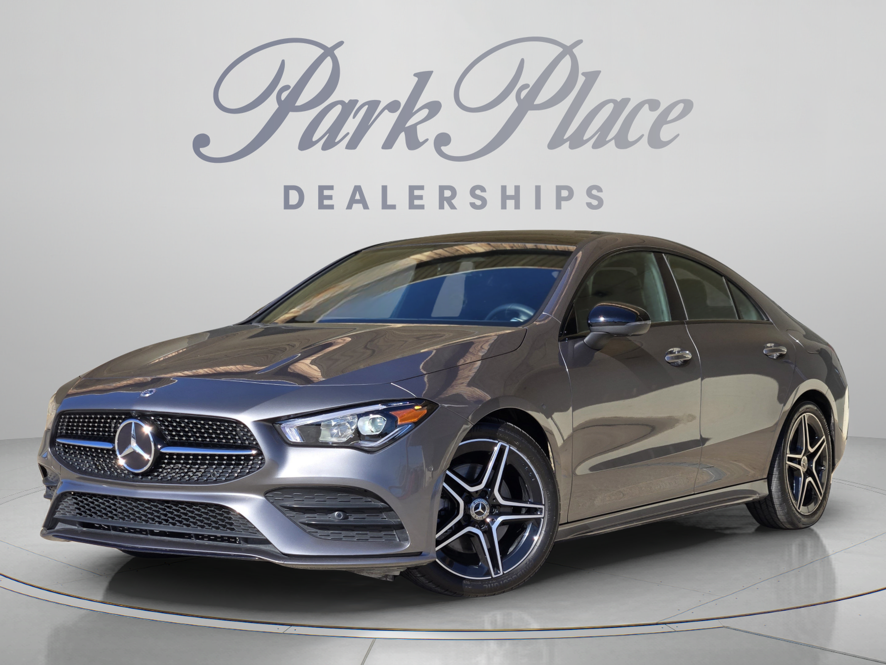 Used 2023 Mercedes-Benz CLA 250 4MATIC image 1