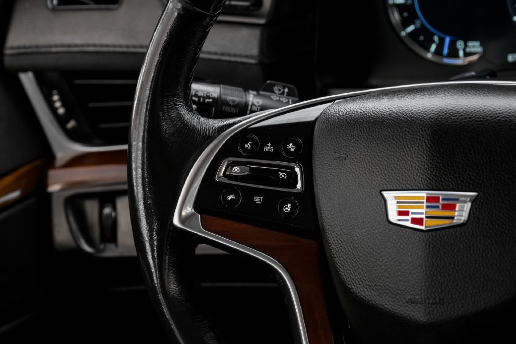 Used 2019 Cadillac Escalade ESV Premium Luxury RWD image 14