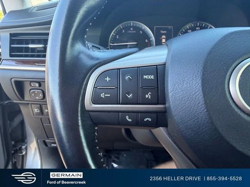 Used 2016 Lexus ES 350 w/ Luxury Package w/Wood Trim FWD image 25