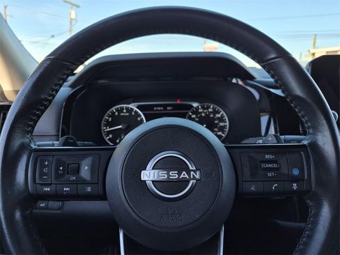 Used 2023 Nissan Pathfinder SV w/ SV Premium Package image 20