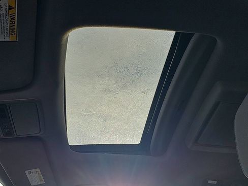 Used 2024 Honda Odyssey Touring image 37