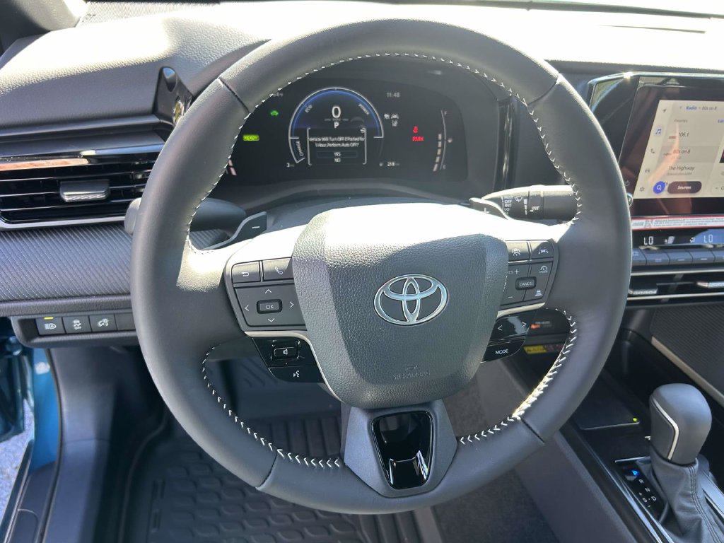 New 2026 Toyota Camry SE FWD image 18