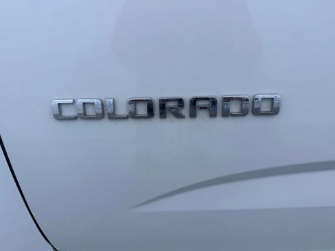 Used 2018 Chevrolet Colorado W/T w/ WT Convenience Package AWD/4WD image 19