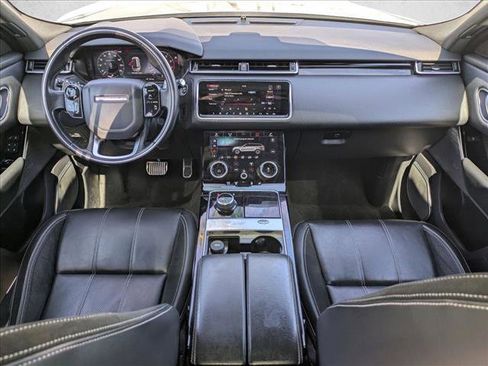 Used 2018 Land Rover Range Rover Velar R-Dynamic SE image 19