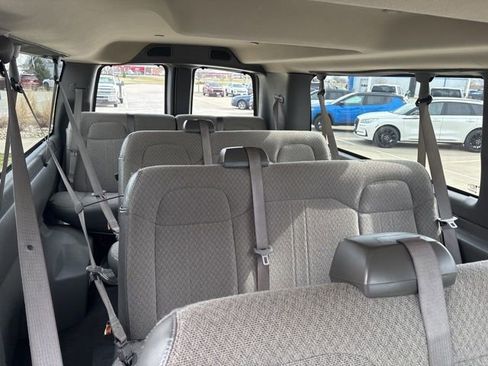 Used 2025 Chevrolet Express 3500 LT w/ LT Preferred Equipment Group image 22