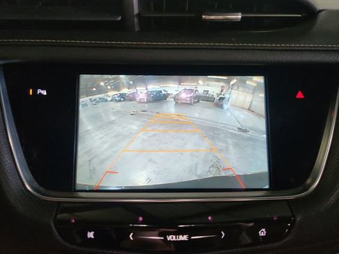 Used 2017 Cadillac XT5 FWD image 13