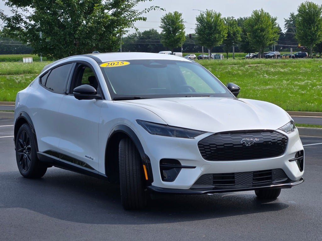 New 2025 Ford Mustang Mach-E Premium w/ Sport Appearance Package AWD/4WD image 3