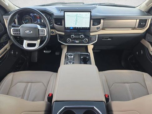 Used 2024 Ford Expedition Max Limited AWD/4WD image 18