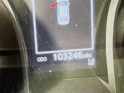 Used 2021 Toyota Camry SE image 12