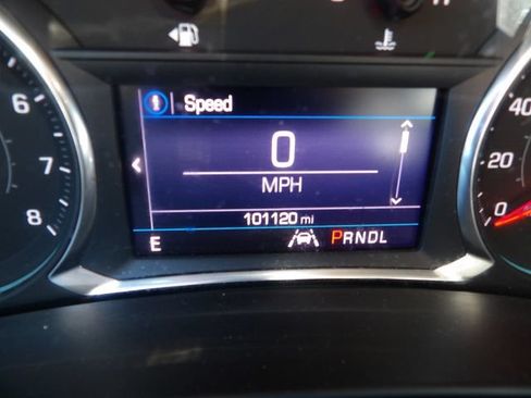 Used 2020 Chevrolet Equinox LT AWD/4WD image 17